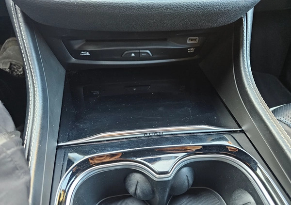 Chrysler Pacifica cena 231117 przebieg: 28268, rok produkcji 2021 z Jarosław małe 436